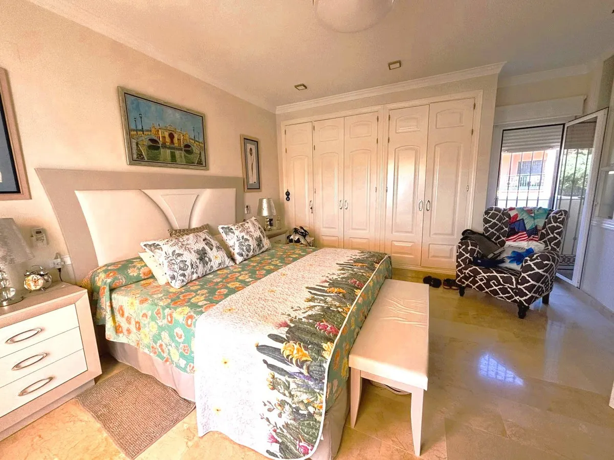 3b6bff69-9649-4fd1-bed5-861a3b9a5dbe