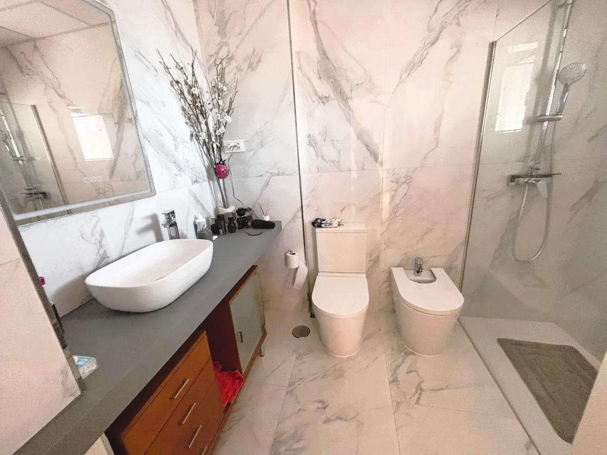 ac4e5b45-e36c-44fd-8d56-847a0c625d77