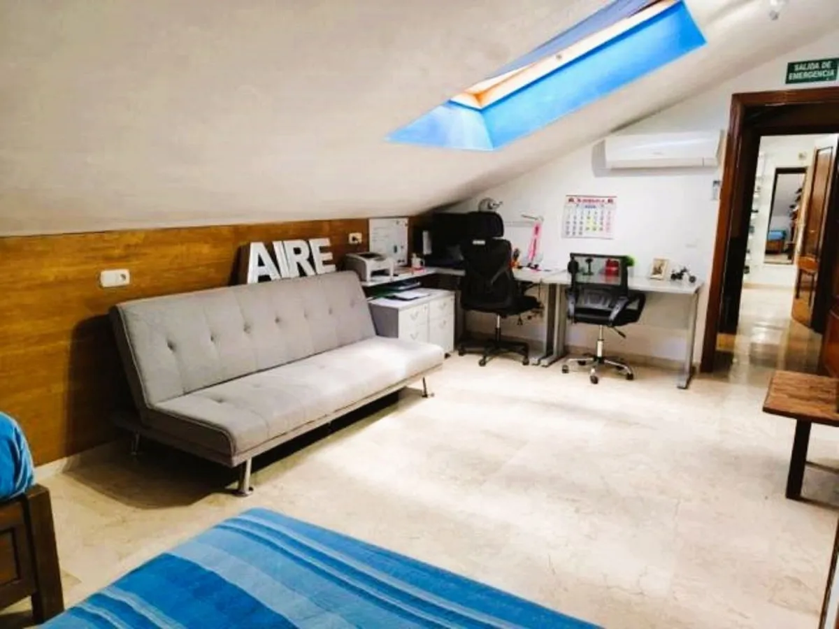 37815721-e2d4-44a0-ab9c-bb49f9e9eb2f