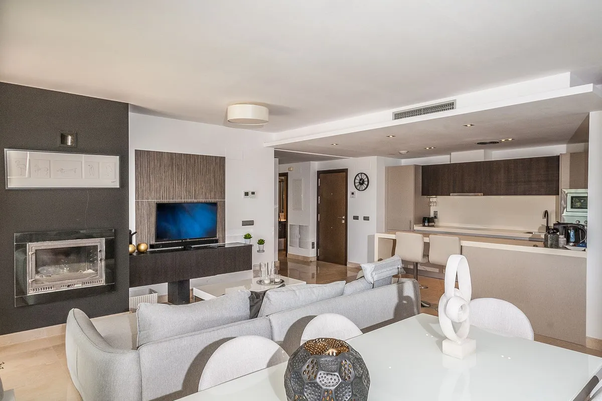 45362d8c-cf62-4d1f-8abc-6f10bac6f52b