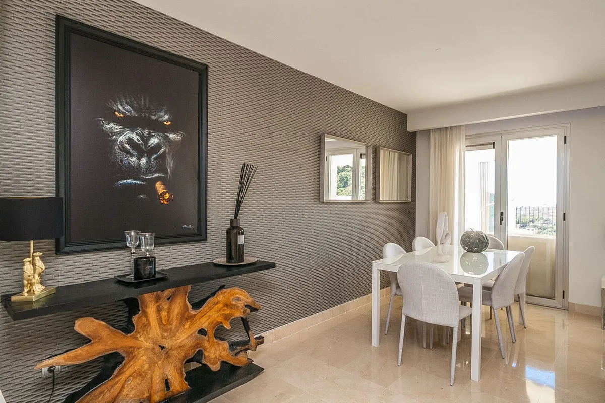 51c8e329-27a3-4a00-9a1b-14e87a81c88b