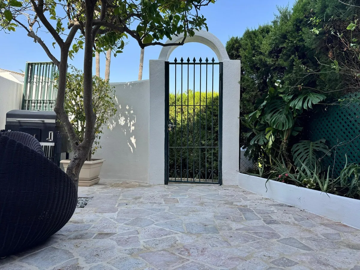 4a62caca-6e91-43b2-9afc-c1781aa9bf20