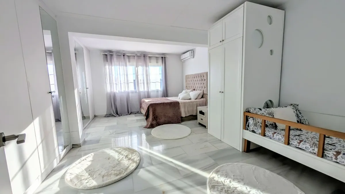 7b9c4e5f-e76b-46fe-a574-063dcab7bd6f