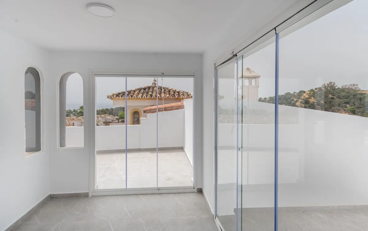 6921b438-6d6b-4d4b-a24e-75172fc99bfb