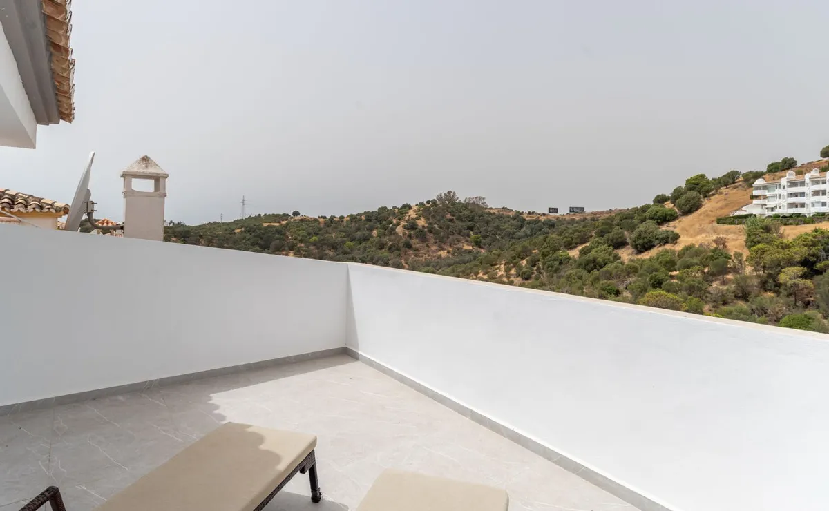 9caf2fef-e98e-4004-8874-ebbbdd91c95a