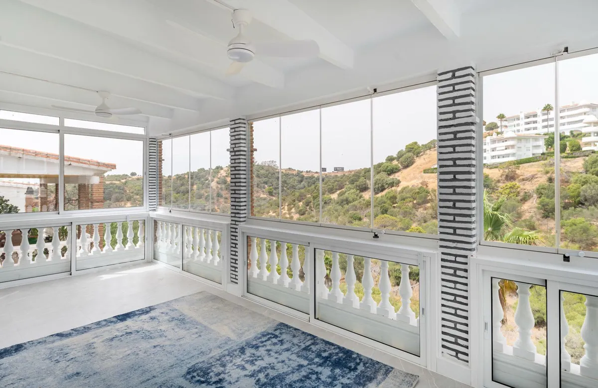 bbdb4169-3fea-4fc9-a056-d7487373c1c2