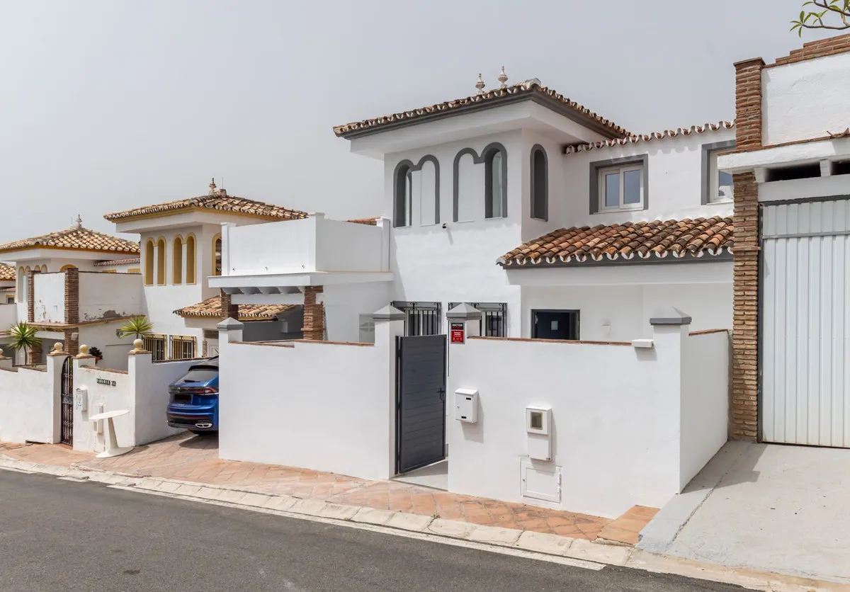 c0050161-fcea-4cd7-bc28-713cad05c07e