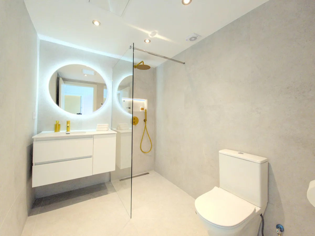 4fa9f7a9-5e9b-403f-b7c1-9b65c7776b3a