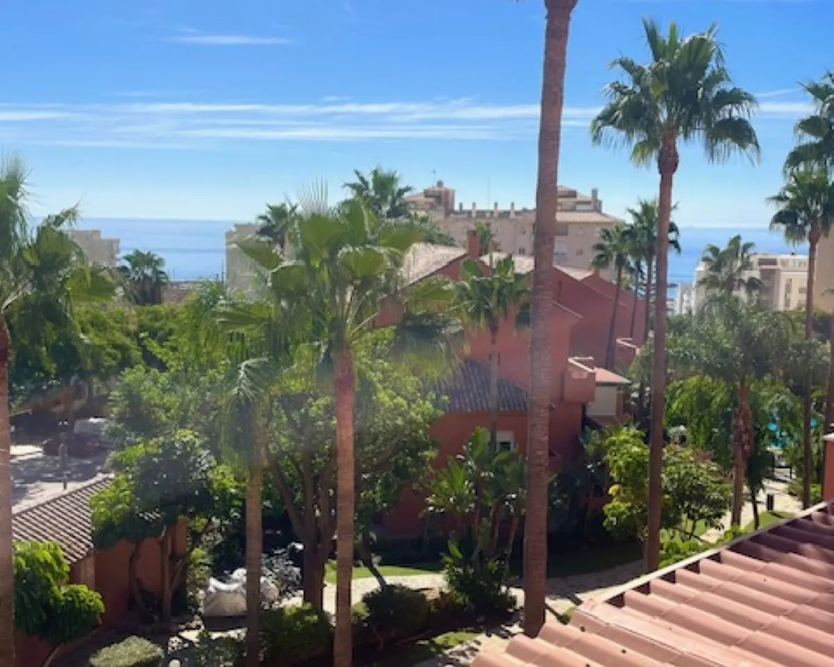 aa5bddb0-9154-4a01-b386-8c3ca90dc94b