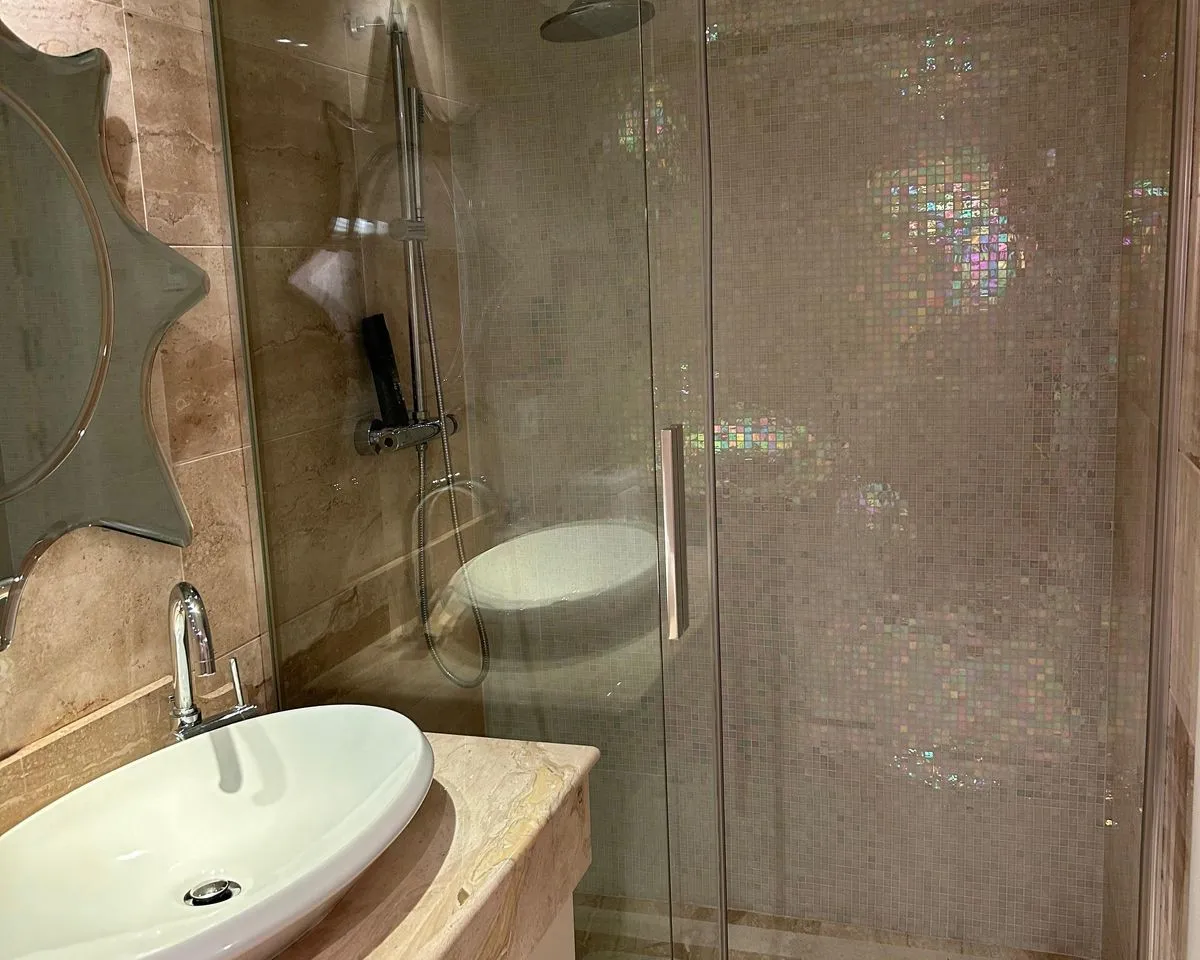 833144a8-1023-4d82-834c-d17c3885e4b7