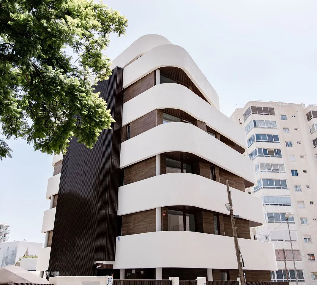 b42fa223-20d5-40ef-a4b2-52fd5facc309