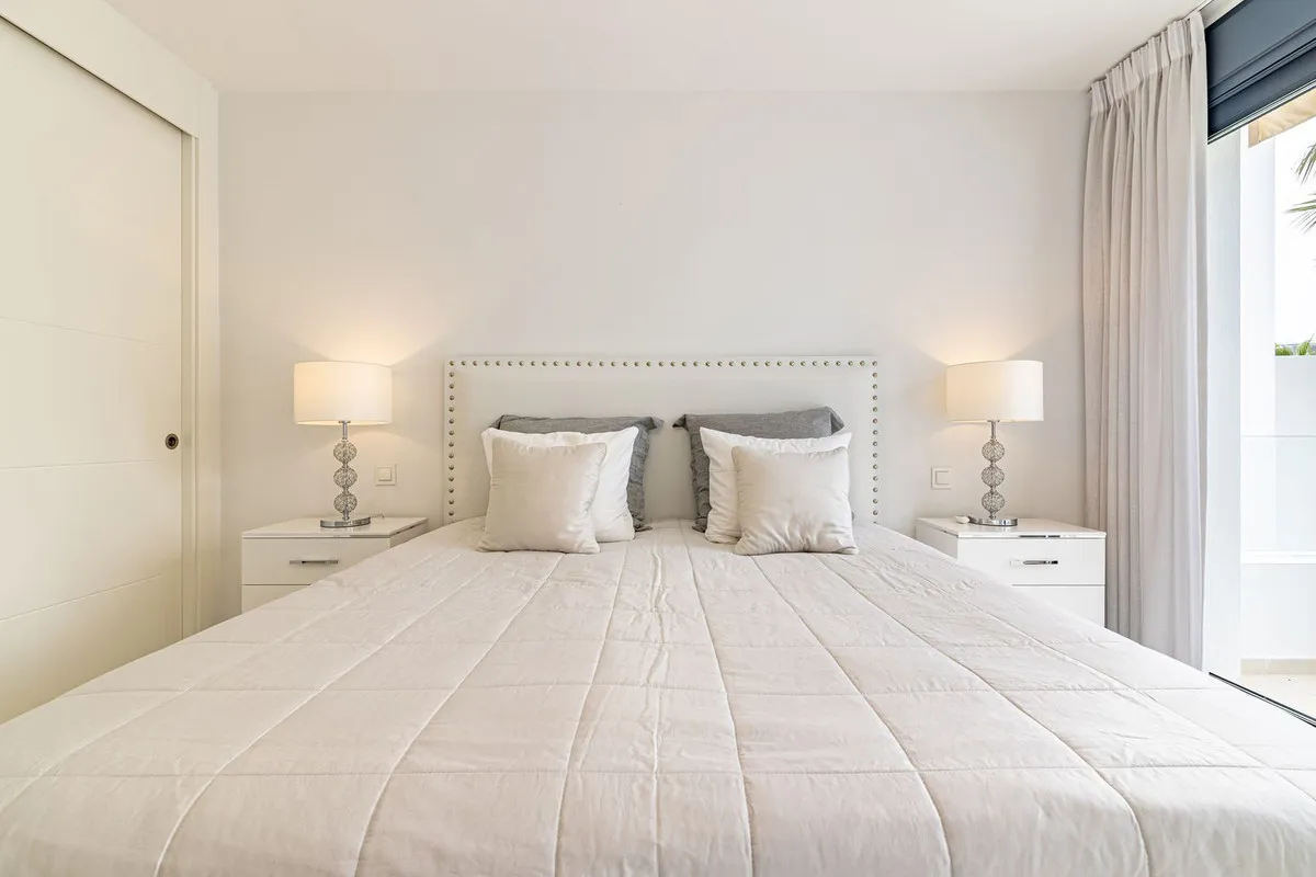 58837595-d5e8-40b7-91b8-81944e880d86