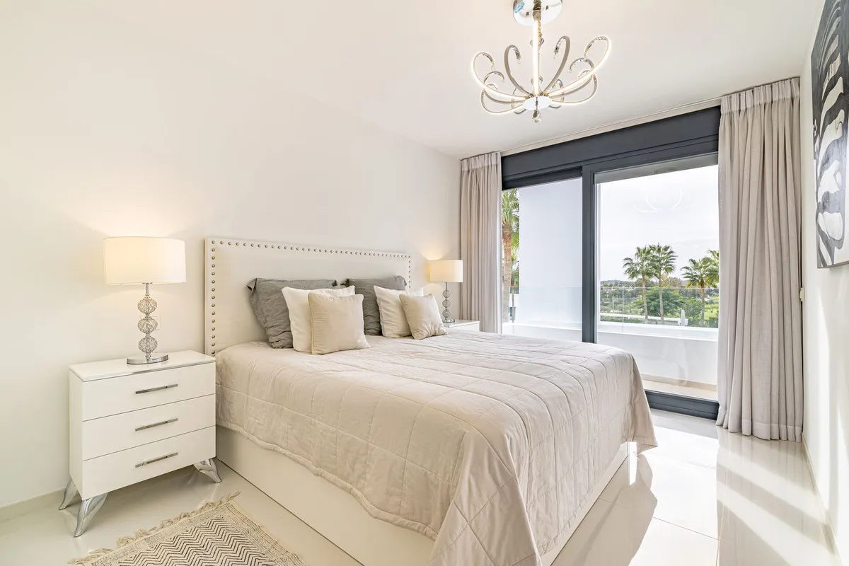 63aaf28c-bccf-4ee4-8131-22c95c18237c