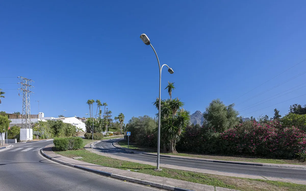 733036eb-dfce-4f3d-9117-6e2d1a3e302c