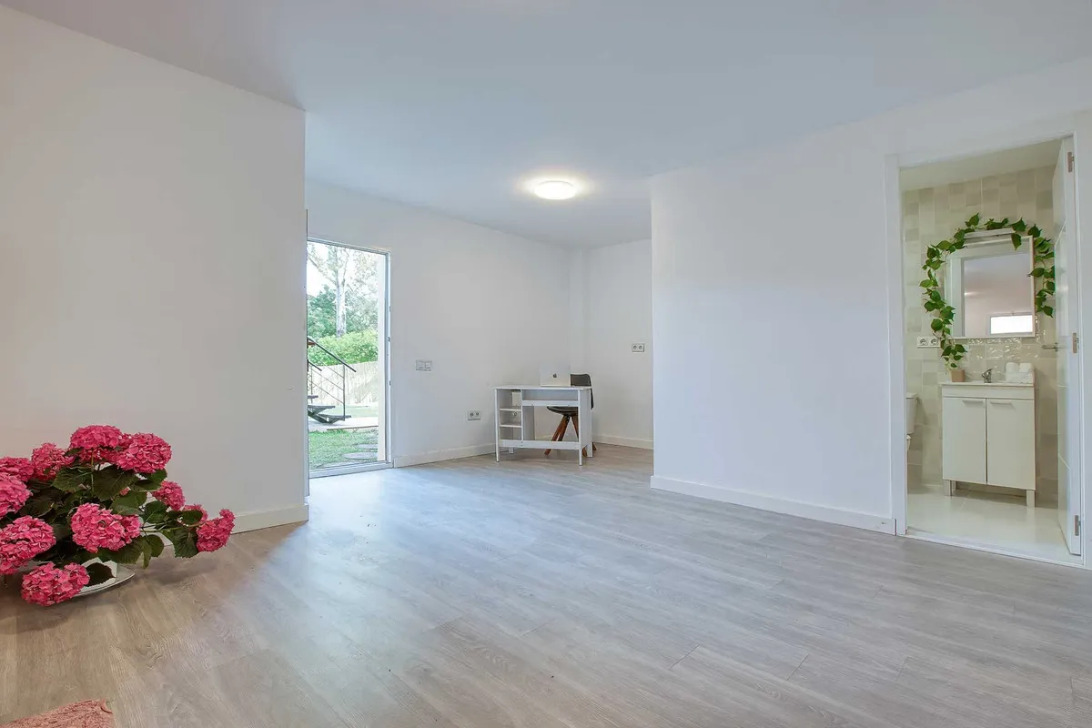 5230fe8f-7c95-4d0f-a42e-a1bbc6ba3130