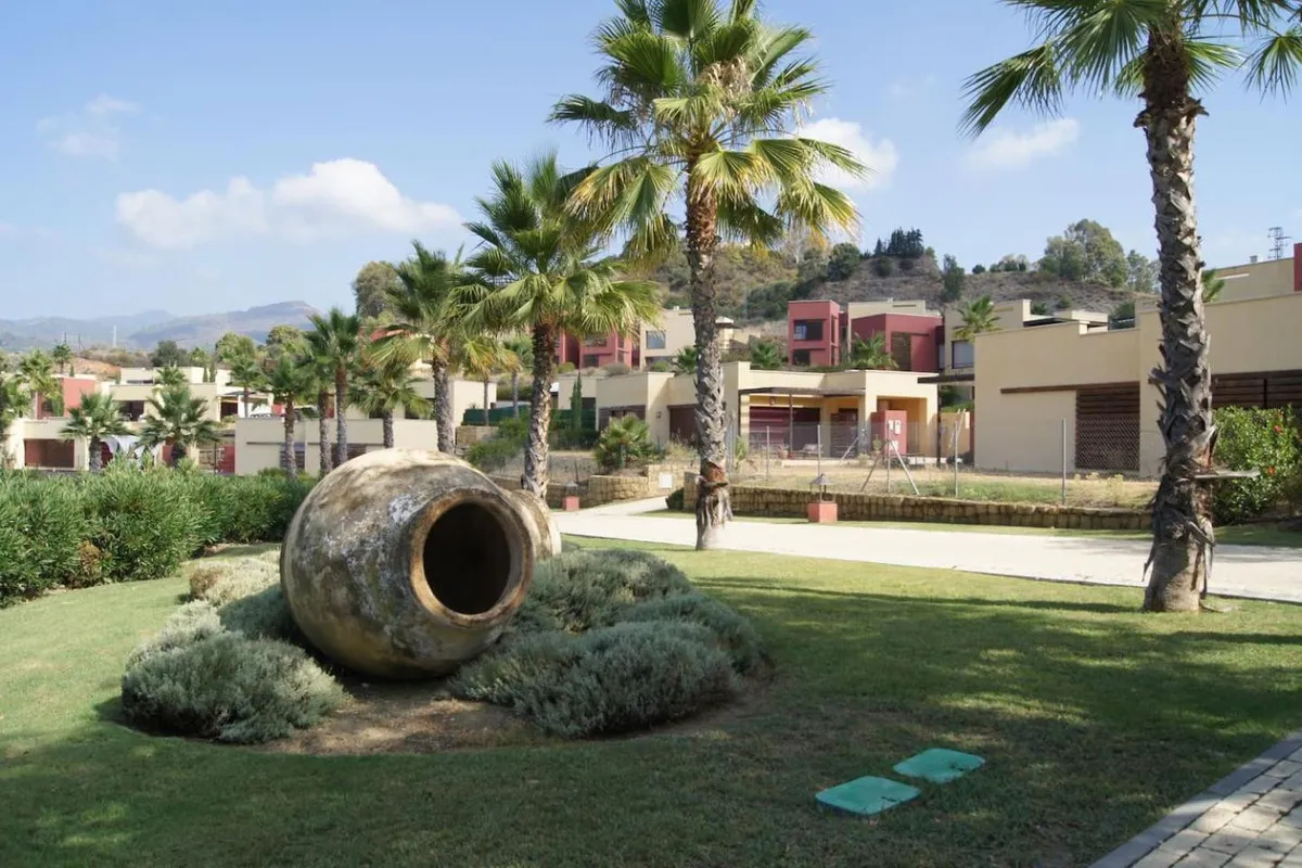 7c347688-d005-492c-9a35-358fc3d061b6