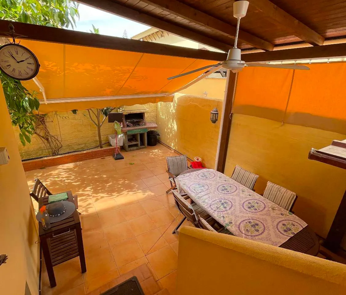 06d74d5b-ae0f-45e9-9bb7-825f3969c6db