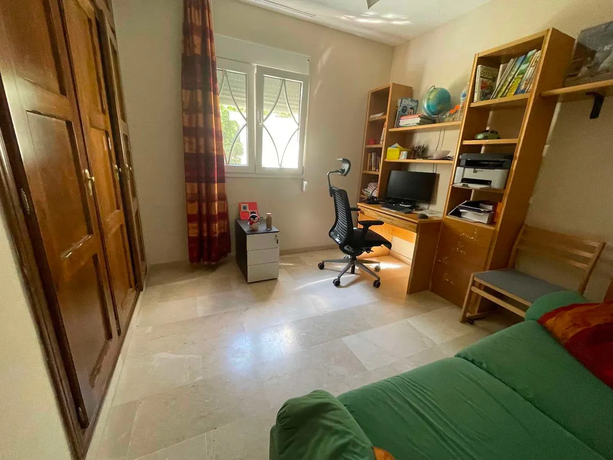 39c7d5e3-442f-4a9e-8061-5012420b8b79