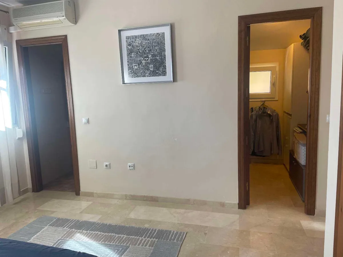 a43ea822-ec83-4eba-bf91-dad81c5e4e98