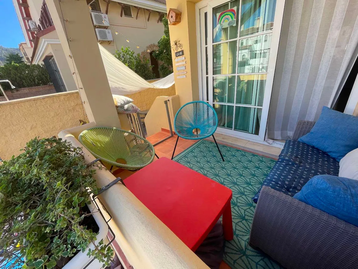 a926e862-ce59-4047-99f8-61e654f67812