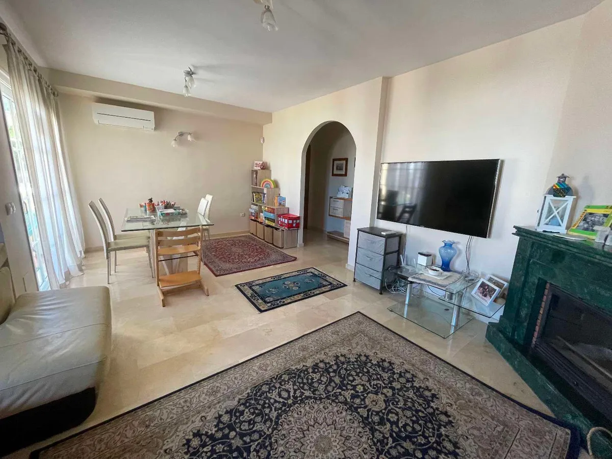 f7d70a68-bcb3-4322-b148-a3e932c69439