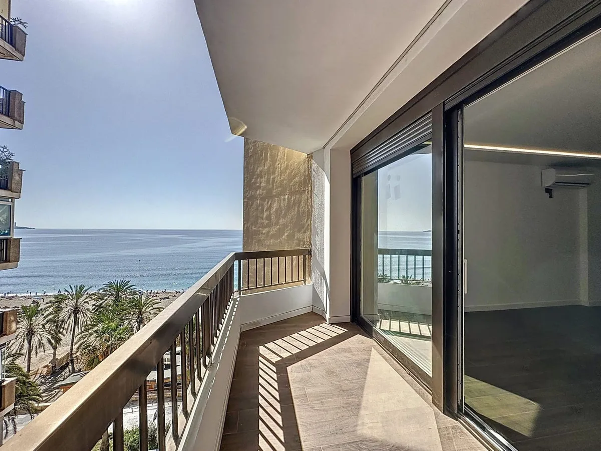 151377de-3ad8-42cb-9b44-778e671772d4