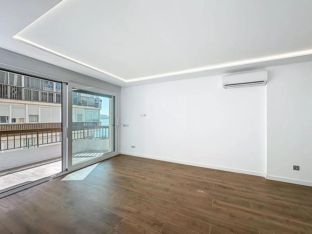 fba4899b-9228-42c1-a184-3f080fec91be