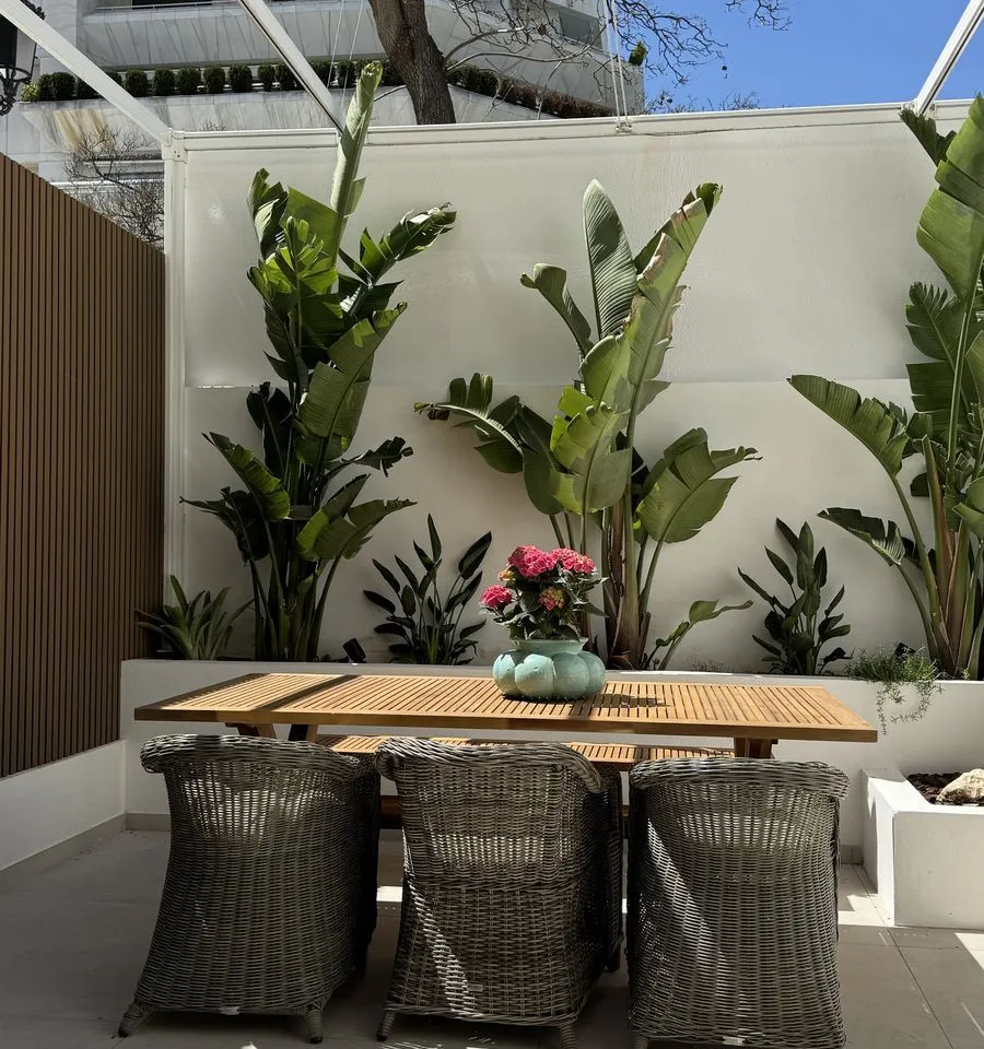 aef85ffe-9789-468d-8283-a94170b8ca69