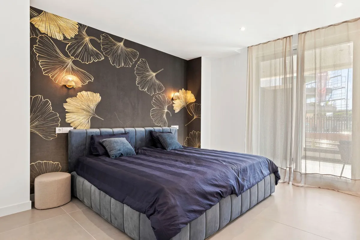 7bac699d-615a-47f2-a6ce-34a6105972ba