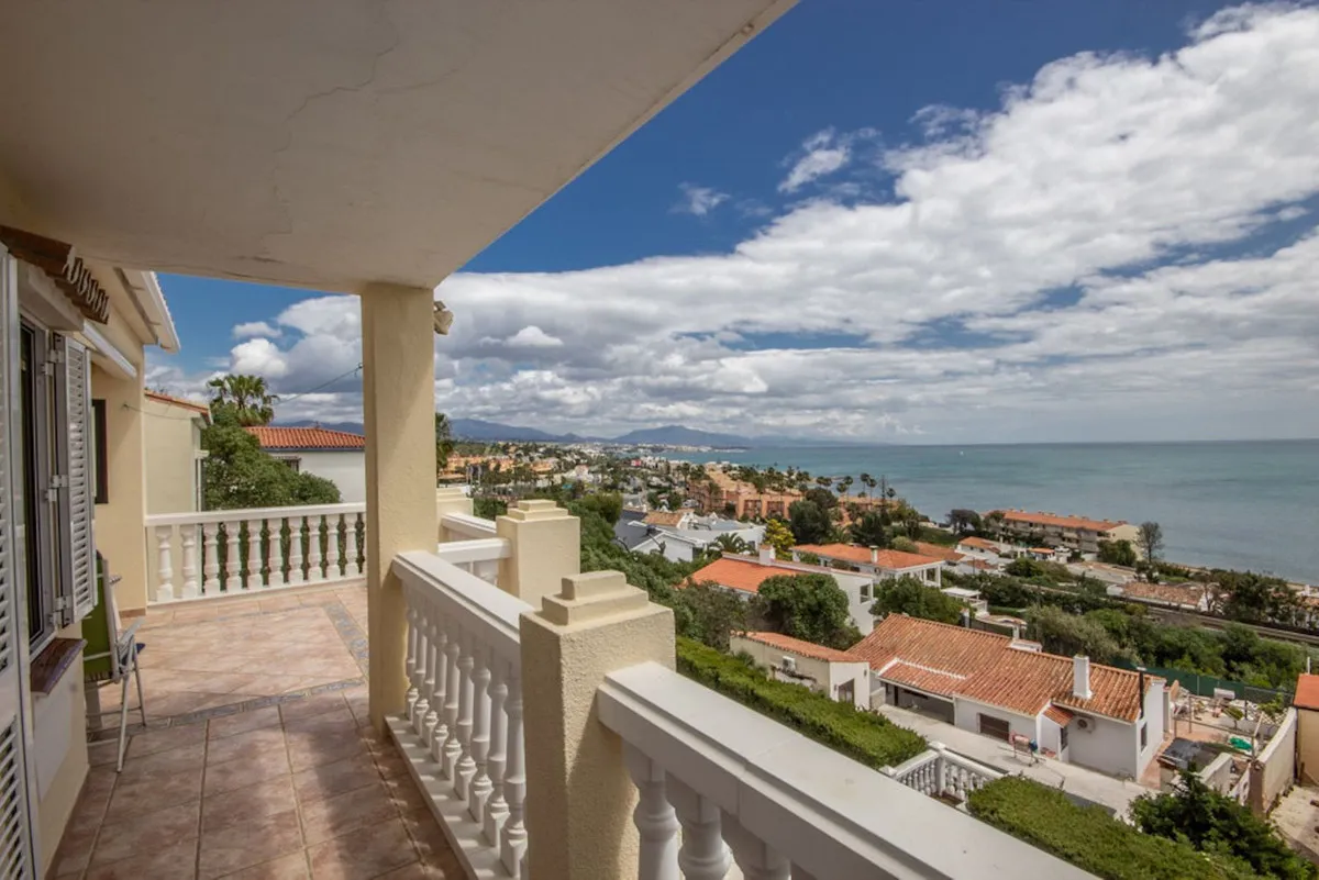 1046c0e9-9821-44a8-9d6d-b03a5e8675e6