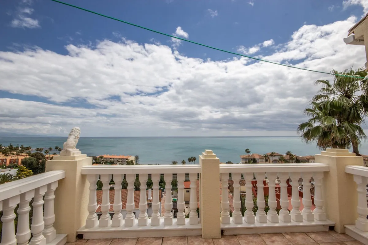 59331057-2052-483e-935d-a0897a1a39b5