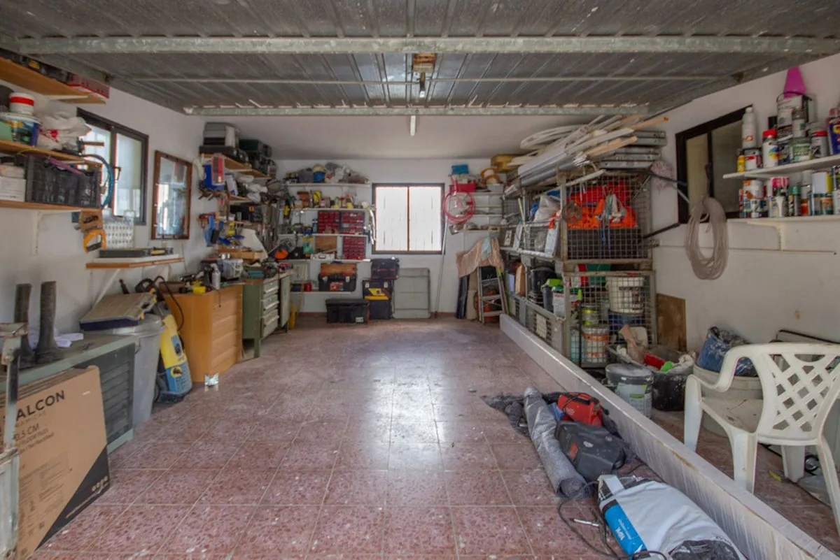 c9348816-982f-425d-9328-ee1199bbe750