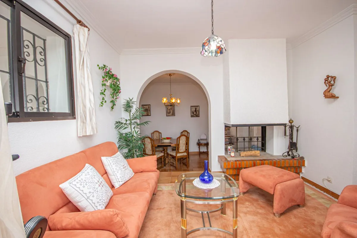 d09dc5bb-a328-429e-9832-374f464effb3