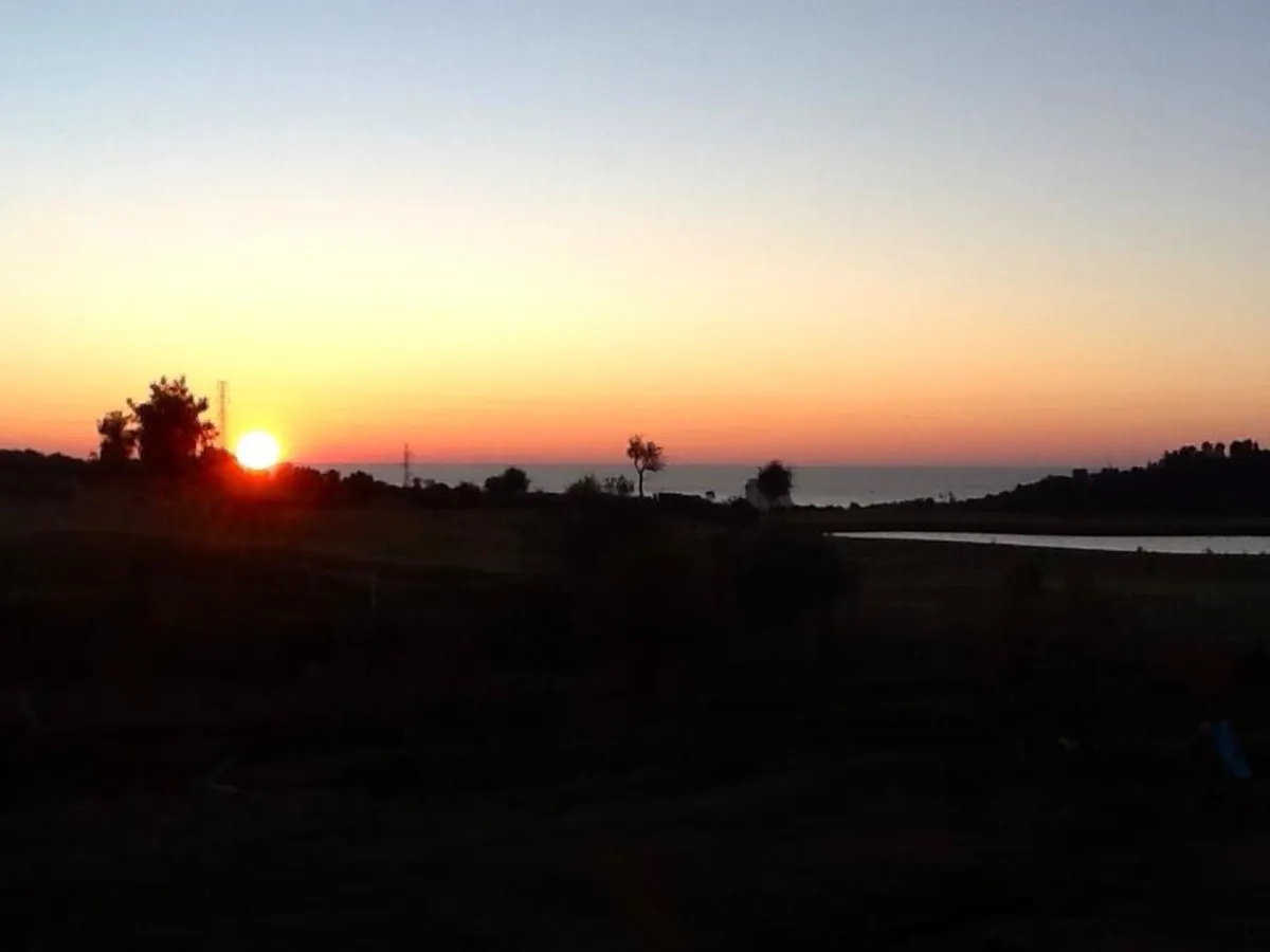 e1954f07-b42f-4ab6-8da8-f792bd0ee96a