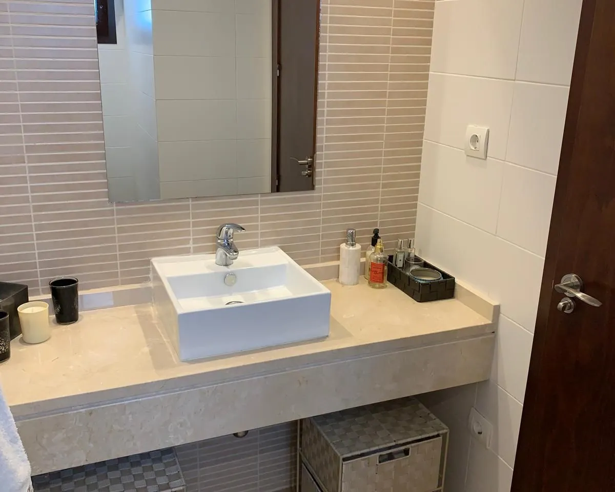 179014e8-0e3c-46d3-ad8e-3c447ac8db12