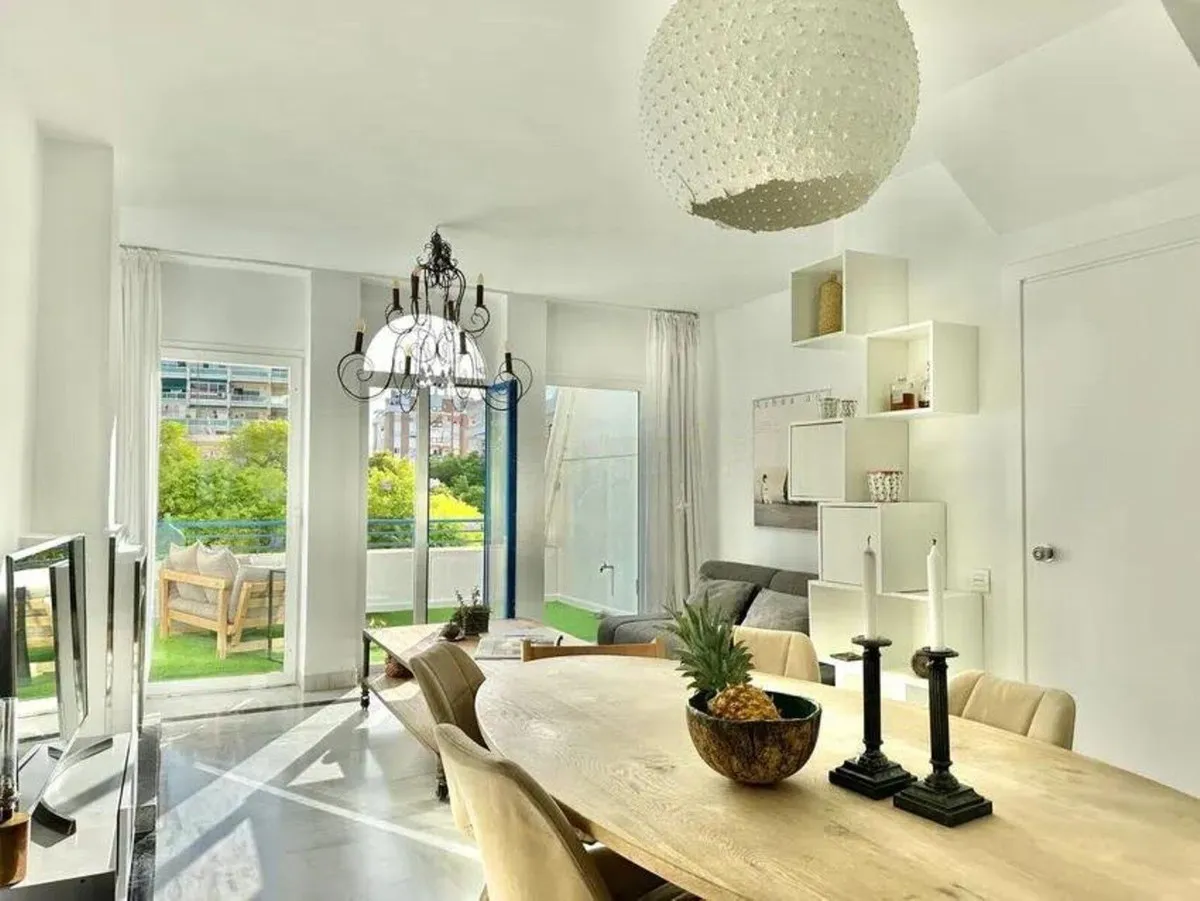 18d7af6b-c01d-4f52-9ff2-a190aff9a80c