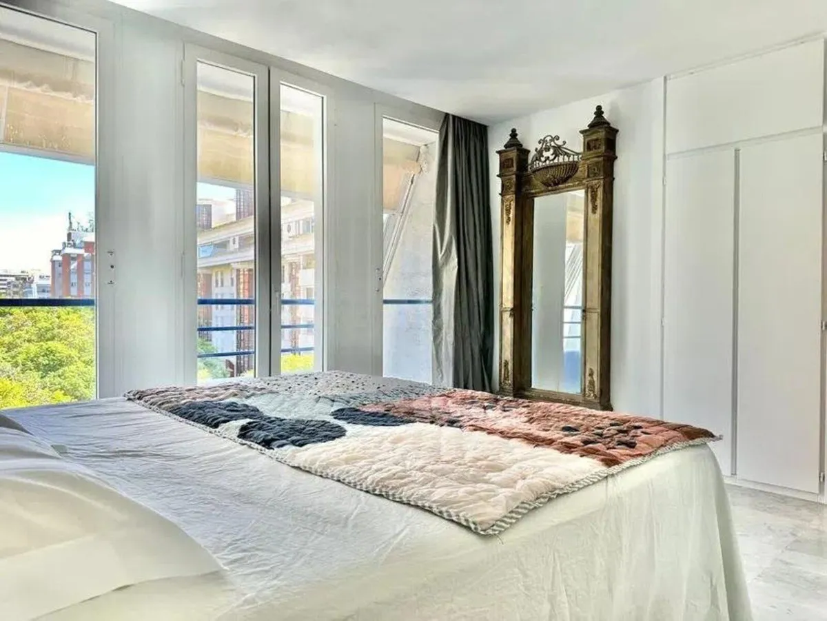 69c5f8b8-688f-4419-927c-10753767b11e