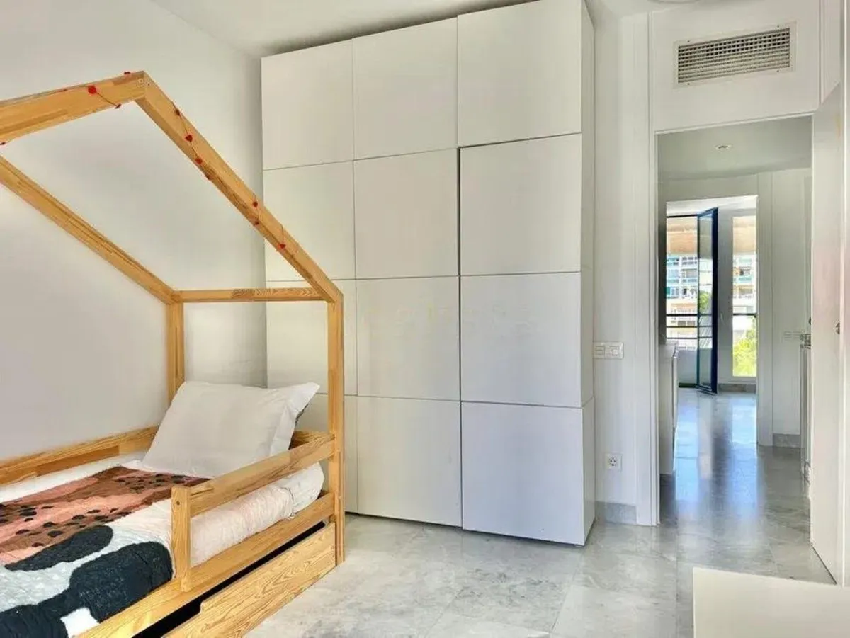 6a9e624a-cfbf-47ab-9d3f-344d5cd1b89c