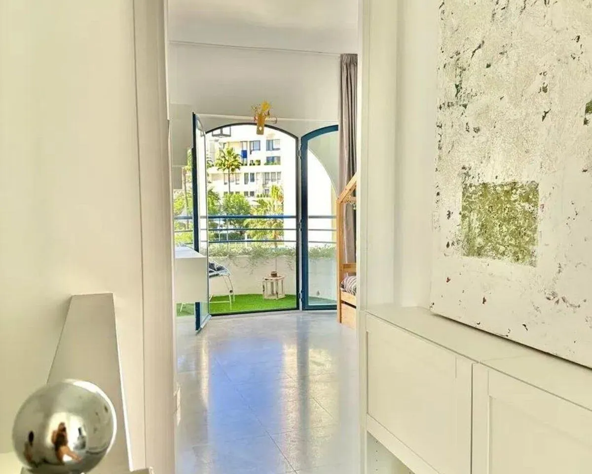 ca5f92ec-6a94-469a-8606-749e0b76d2c3