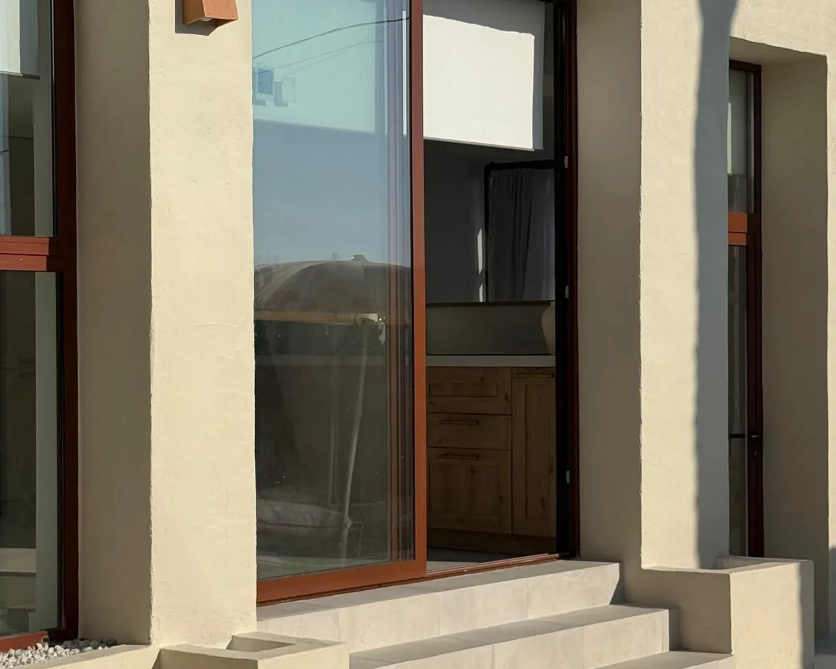 c10a2c64-bcea-45a3-b857-44588ee1e33a