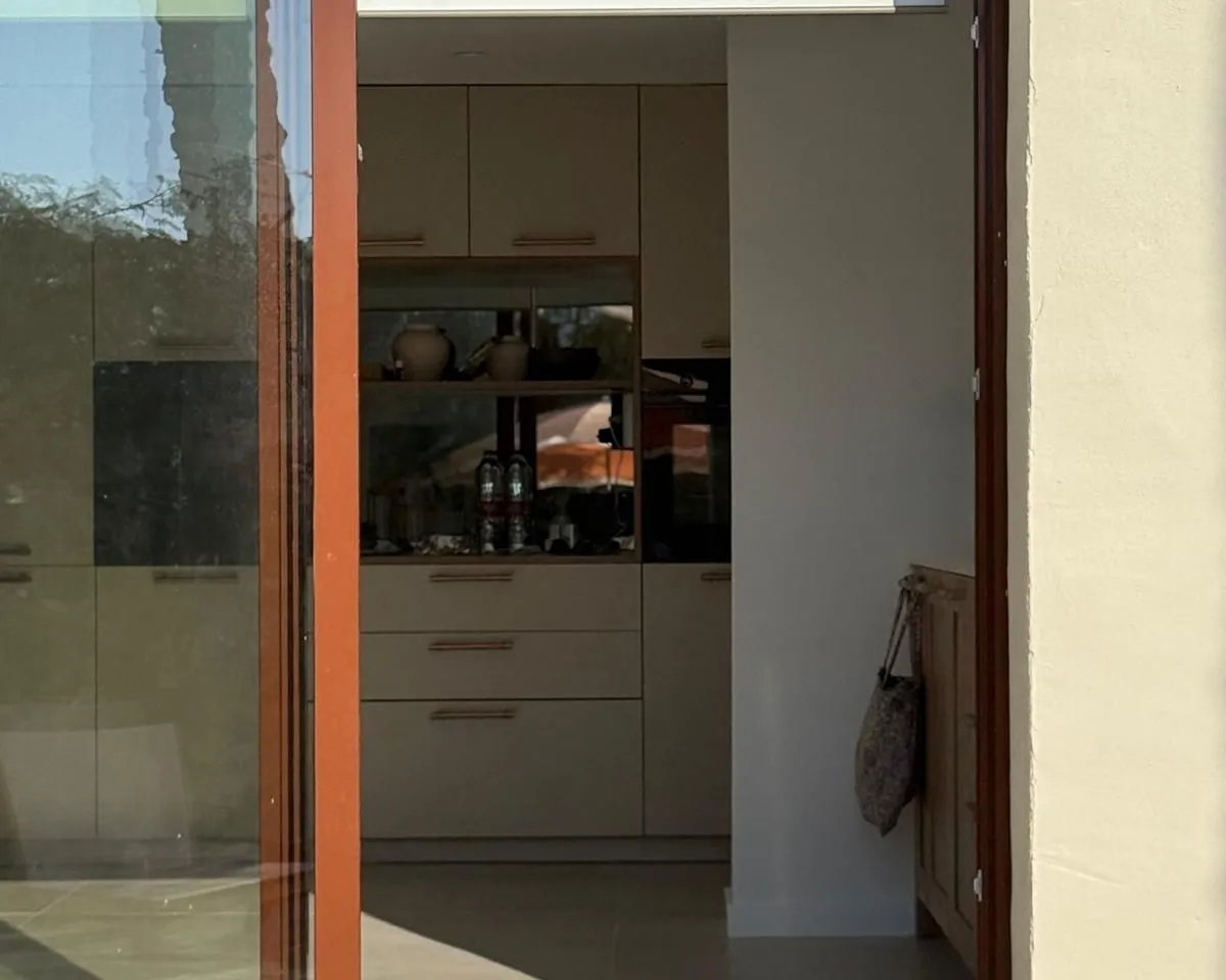 d43c3b32-54da-4d45-8dab-d3f20f2ce85f