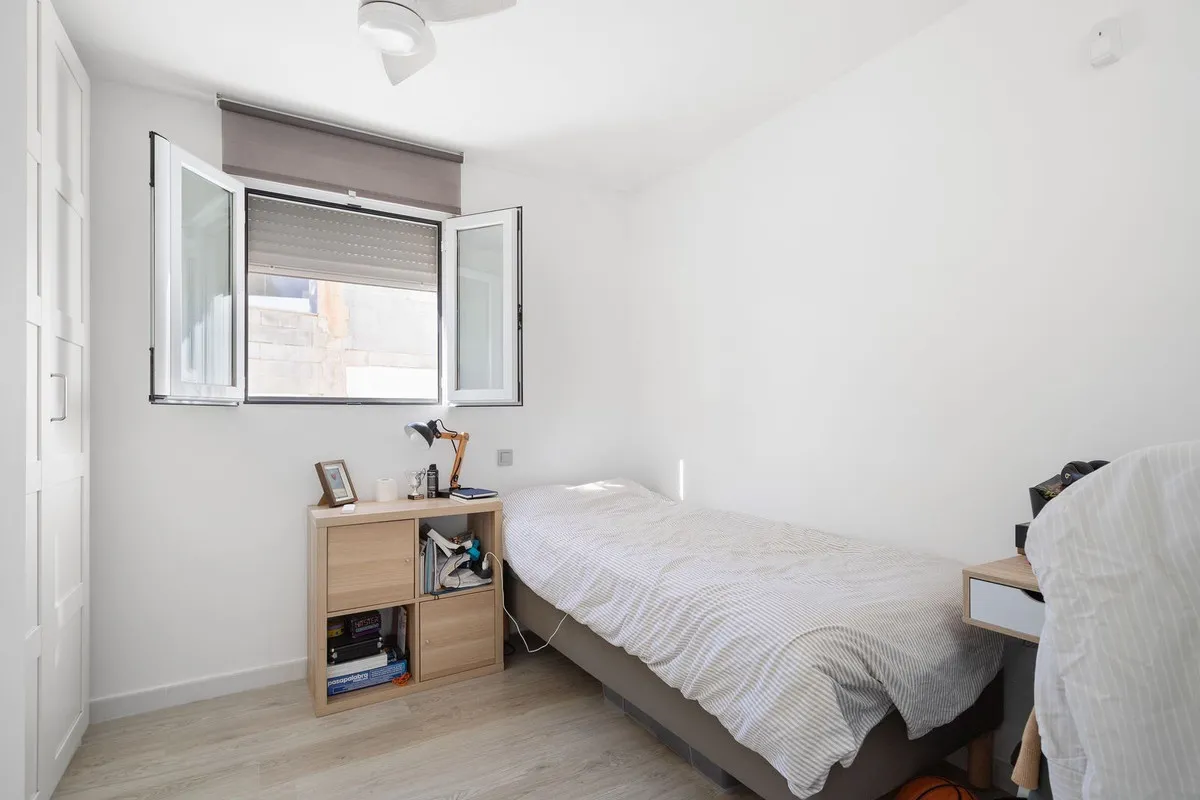 0930d88c-b055-4390-b48a-9da438bb97c9