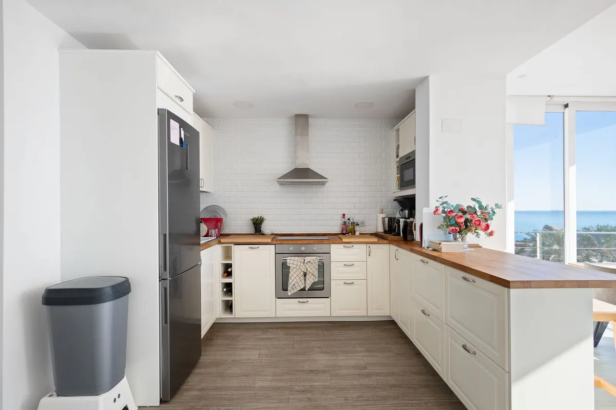 65a774bb-5958-41aa-8fbe-88d935bcf494