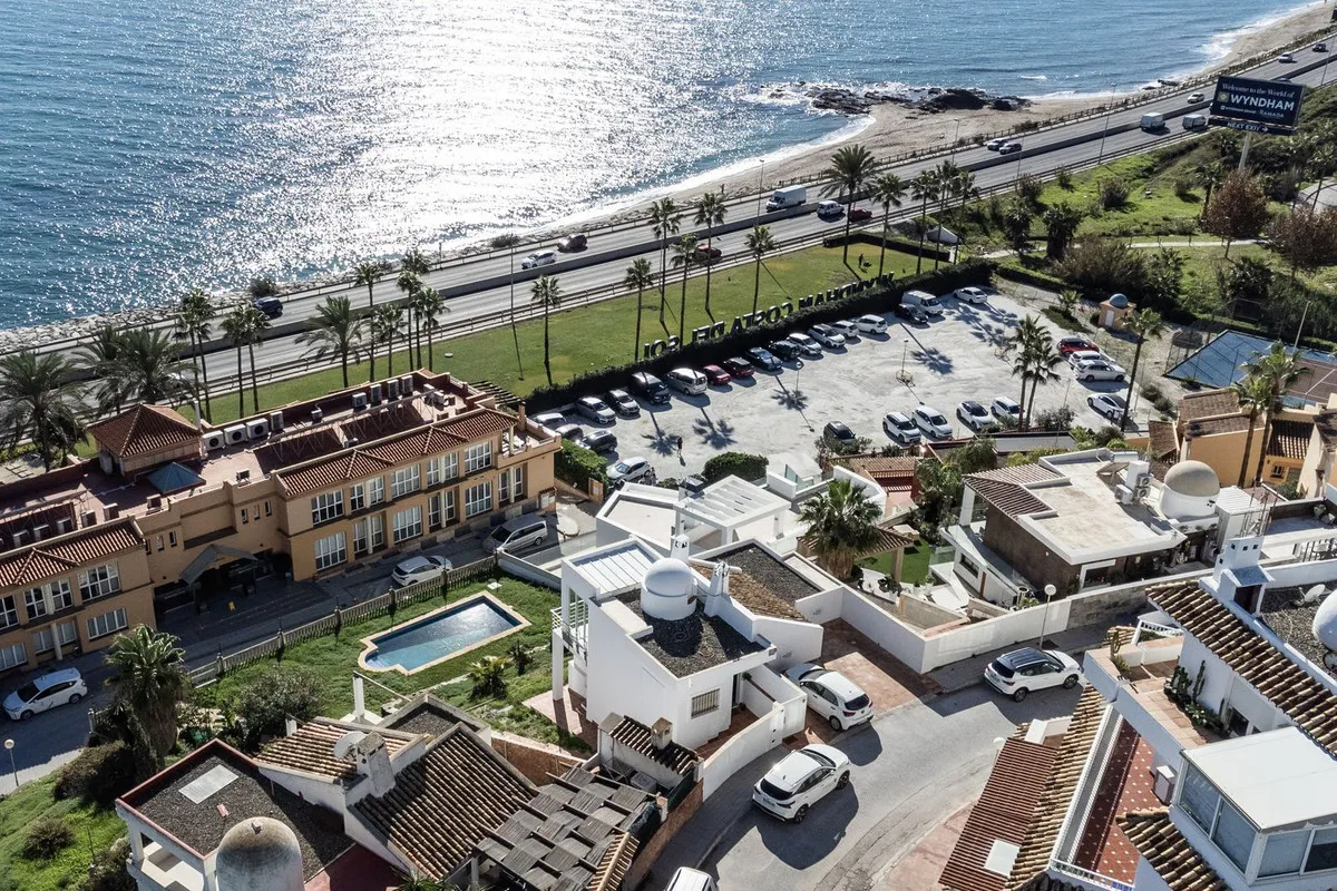 6a926e17-d142-4f5d-91be-8ade282259e4