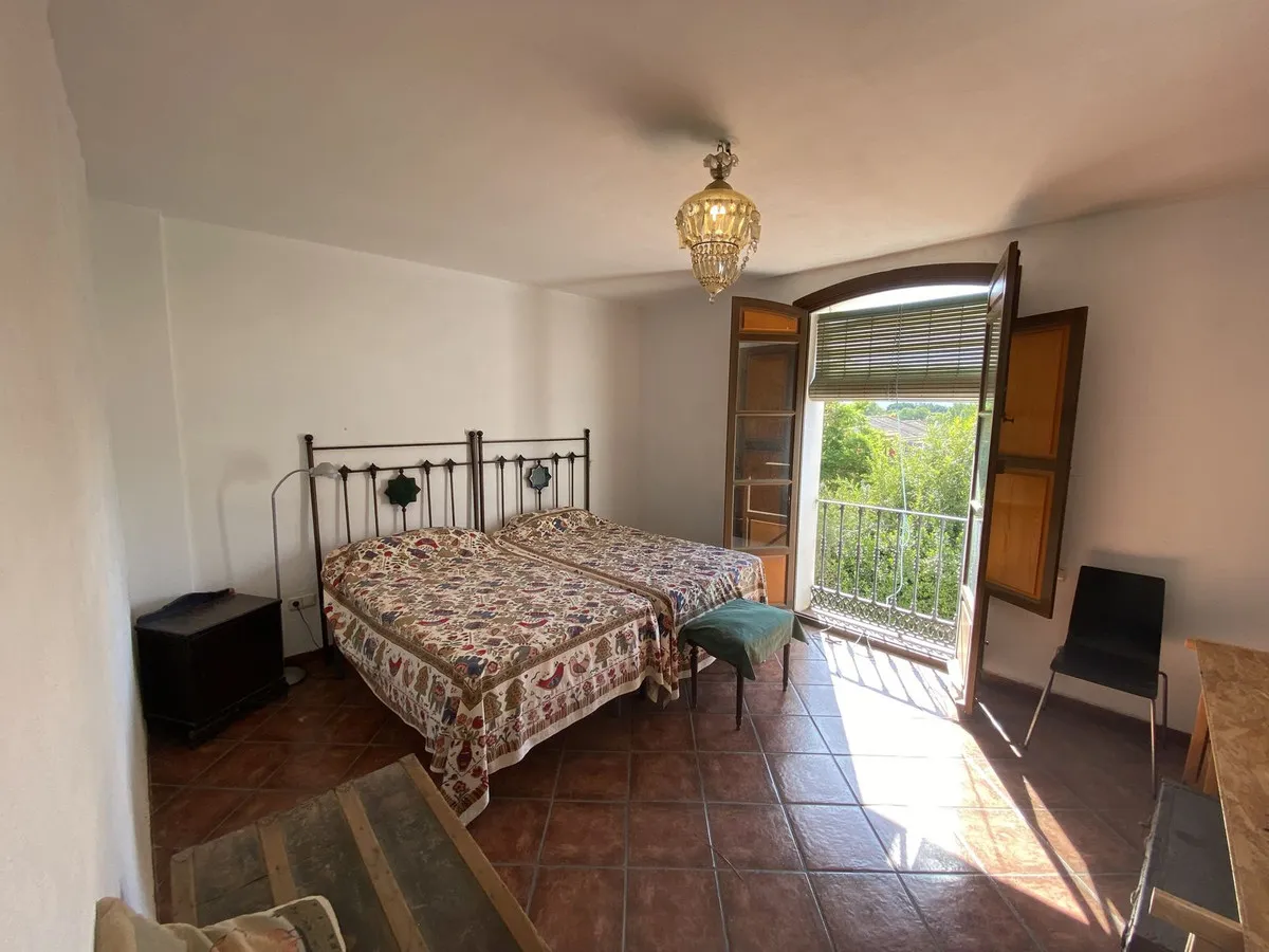 4325bc7b-4bb5-422f-91ae-a876fa965e4c