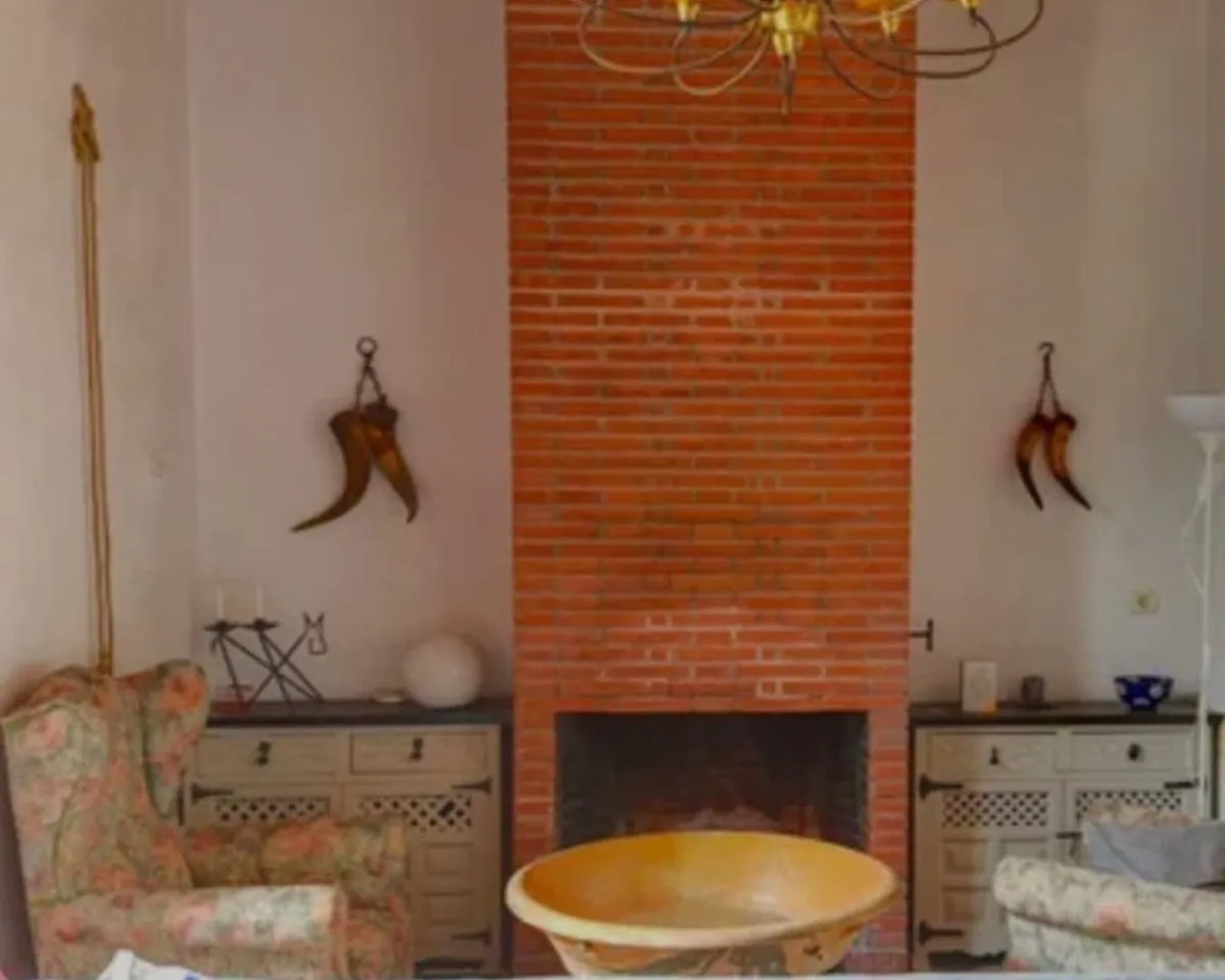 6a435316-14dc-40a0-8139-797ad0256749