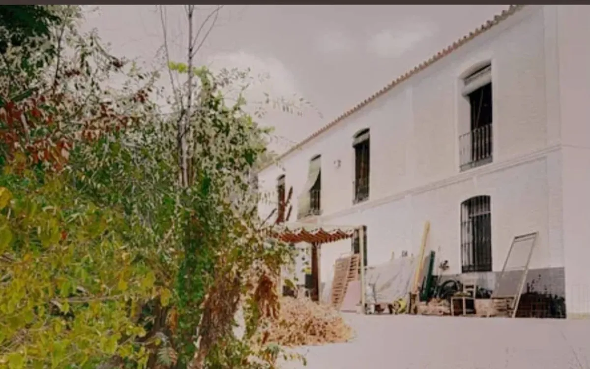 92c414f8-bf81-4d11-a4f9-ad6b1305c76d