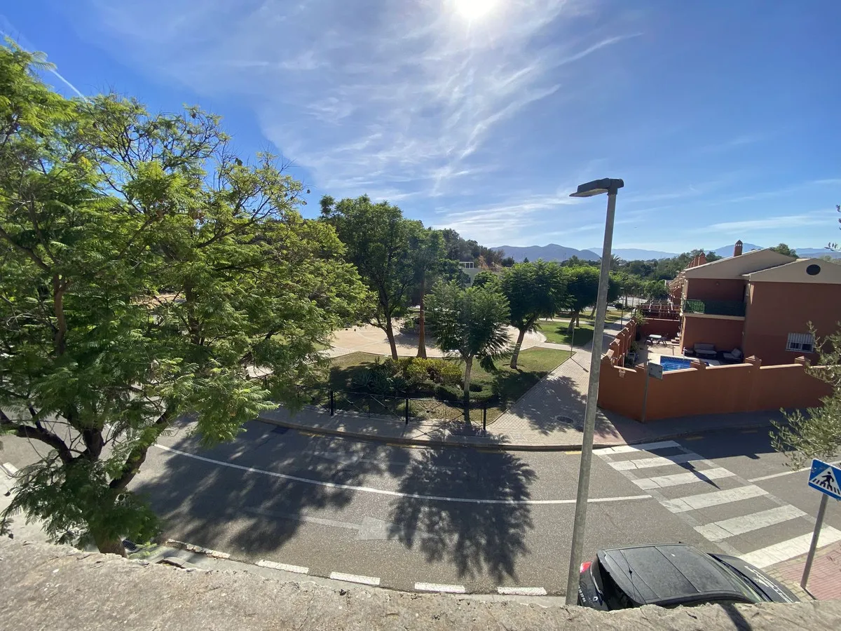 d3f00419-7965-453d-9fa2-5818dcb6ac0d