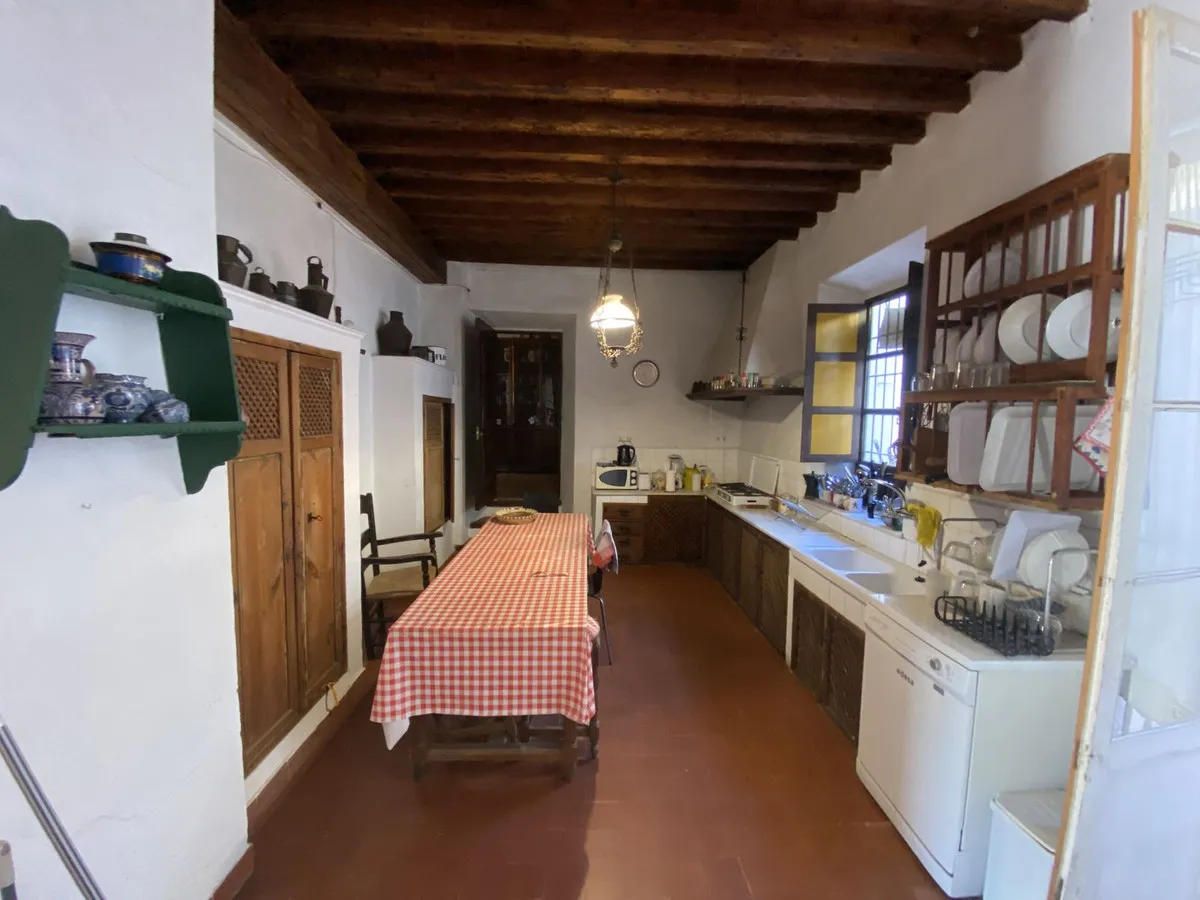 f9f9b57f-d1fc-44b3-8795-eecc4a12749d