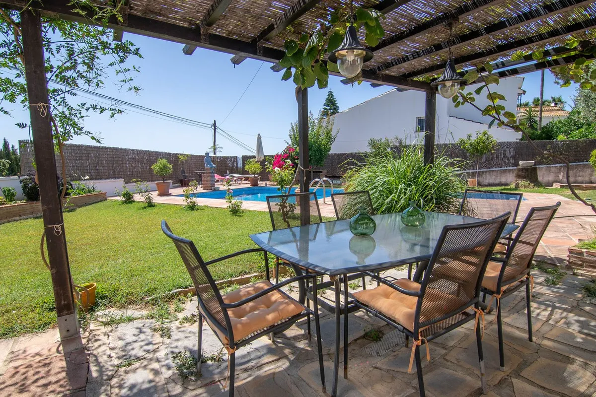 1d0e5359-7182-4e27-b2f1-d95e9c53827e